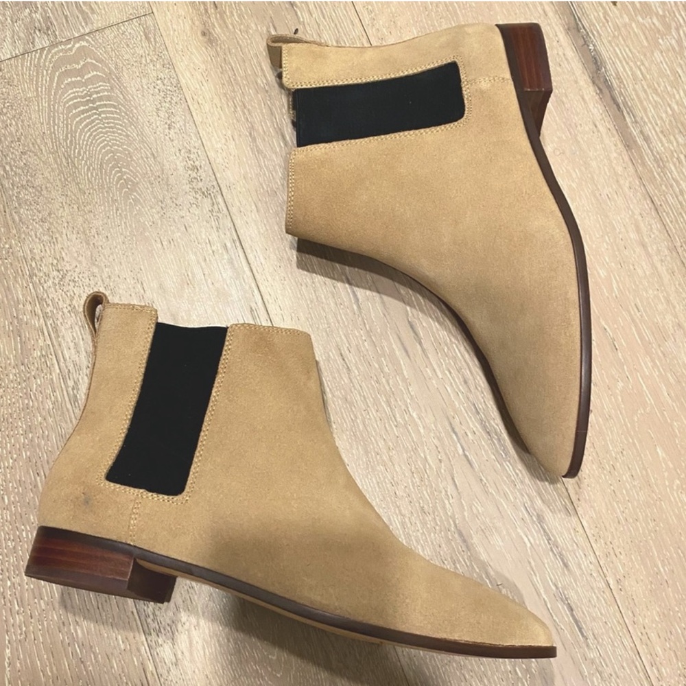 JCrew Pull-On Chelsea Ankle Boots tan
Suede Genuine Leather 8.5 women - Picture 2 of 8